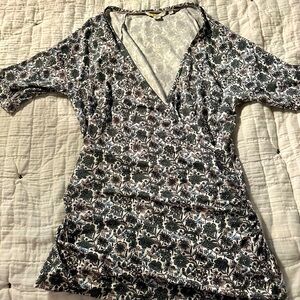 Boden Wrap Sleeve Top Size 8